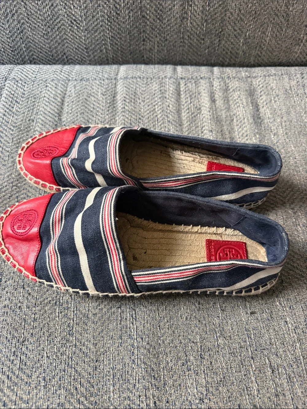 Tory Burch Red Blue White Stripe Cap Toe Colorblock Leather Espadrilles Size: 9